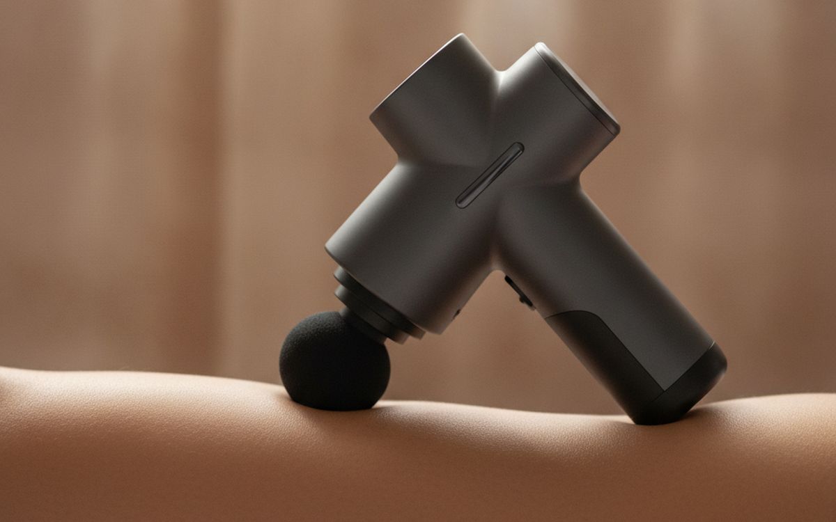 A massage gun (mid-range)